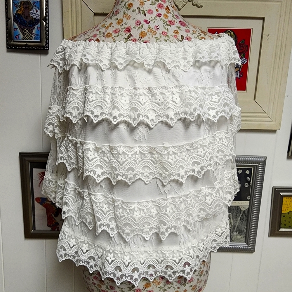 NWT Lipsy blouse